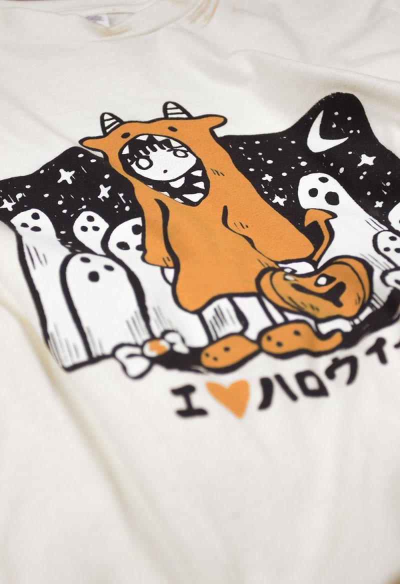 HALLOWEEN tshirt closeup